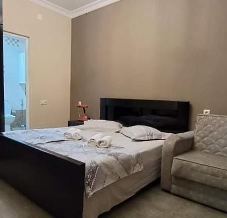 Guest House Kldiashvili Батуми Екстериор снимка