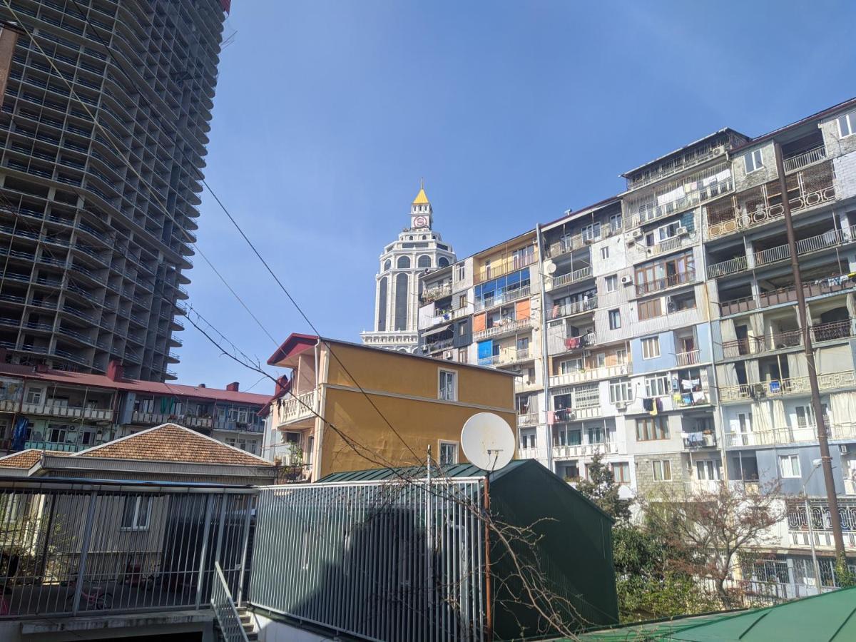 Guest House Kldiashvili Батуми Екстериор снимка