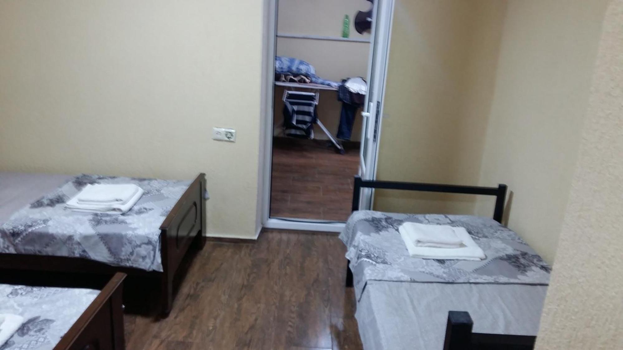 Guest House Kldiashvili Батуми Екстериор снимка