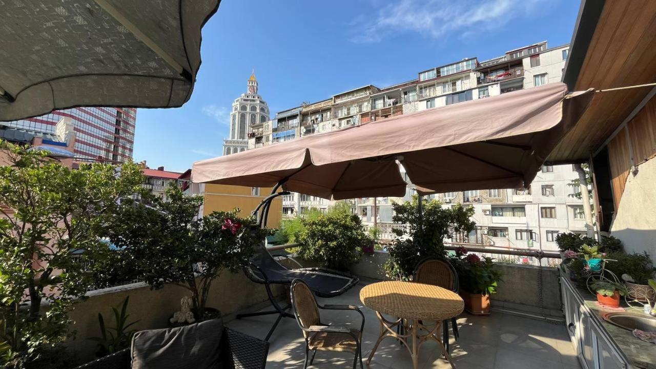 Guest House Kldiashvili Батуми Екстериор снимка