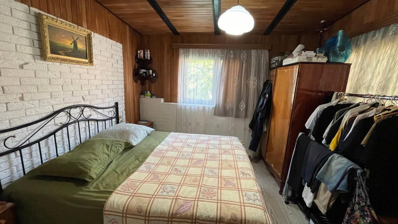 Guest House Kldiashvili Батуми Екстериор снимка