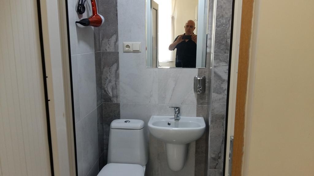 Guest House Kldiashvili Батуми Екстериор снимка