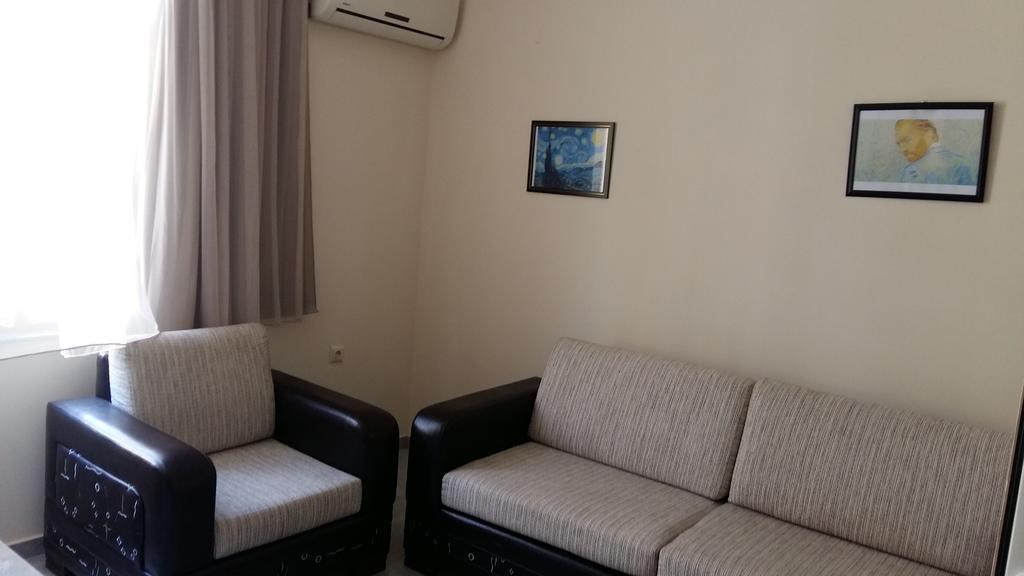 Guest House Kldiashvili Батуми Екстериор снимка