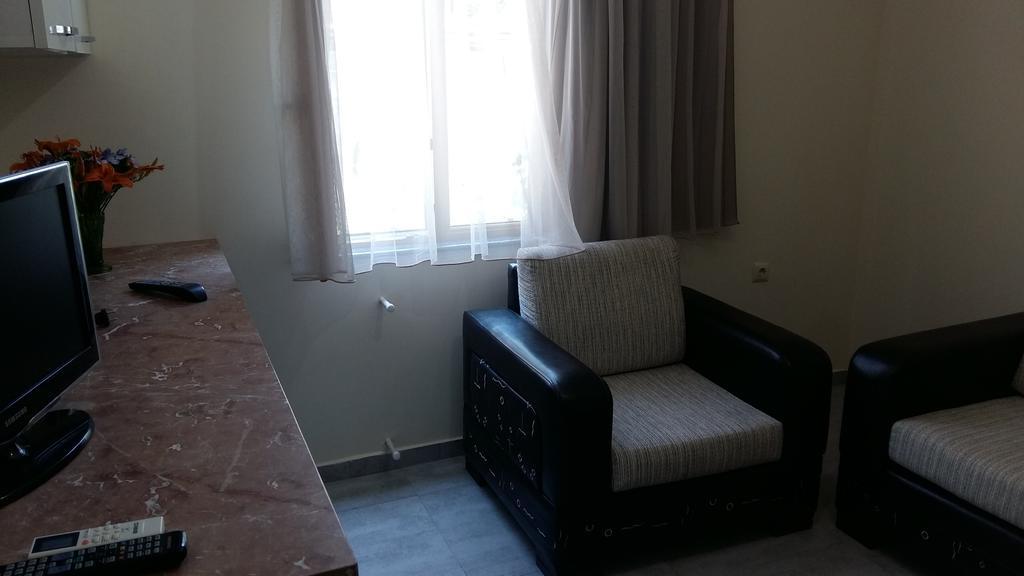 Guest House Kldiashvili Батуми Екстериор снимка
